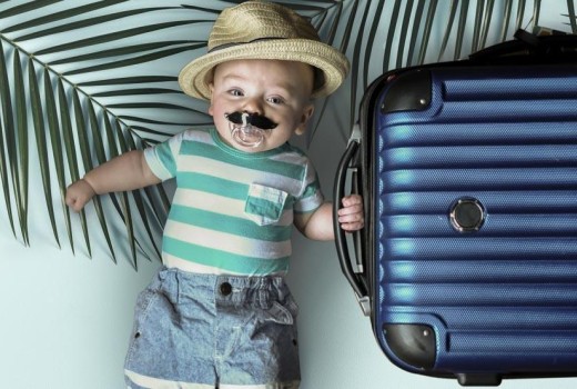 Λίστα Διακοπών για Ταξίδι με Μωρό + Εκτυπώσιμη Λίστα Προετοιμασίας από το Tiny Cocoon