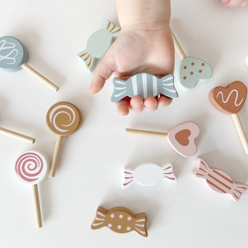 Kids Concept Υφασμάτινο σακουλάκι με ξύλινα γλειφιτζούρια Υφασμάτινο σακουλάκι με ξύλινα γλυκά