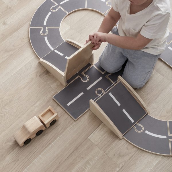 Kids Concept Ξύλινη διαδρομή για αυτοκινητάκια AIDEN Ξύλινη πίστα αυτοκινήτων