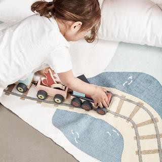 Kids Concept Ξύλινο συρόμενο τρενάκι Edvin (πολύχρωμο) Kids Concept Ξύλινο συρόμενο τρενάκι Edvin (πολύχρωμο)