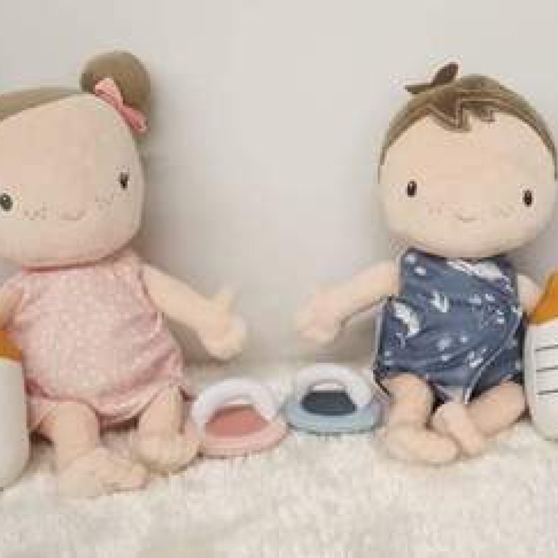 Little Dutch Σετ με Μωρό Κούκλα Baby Doll Jim για 2+ Ετών 25 εκ. Little Dutch Σετ με Μωρό Κούκλα Baby Doll Jim για 2+ Ετών 25 εκ.