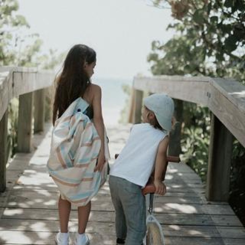 Play&Go Στρώμα παιχνιδιού - τσάντα 2 σε 1. Outdoor Stripes Play&Go Στρώμα παιχνιδιού - τσάντα 2 σε 1. Outdoor Stripes