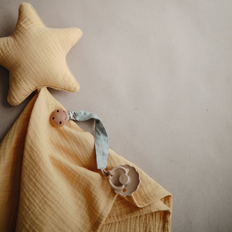 Mushie Πανάκι παρηγοριάς Star Fall Yellow Mushie Πανάκι παρηγοριάς Star Fall Yellow