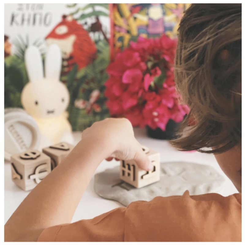 Bluberry Kidsroom Ξύλινα ζάρια ελληνικής αλφαβήτου Bluberry Kidsroom Ξύλινα ζάρια ελληνικής αλφαβήτου
