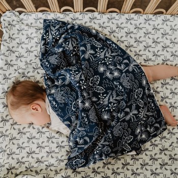 La Millou Κουβέρτα Αγκαλιάς & Λίκνου Jungle Βελουτέ Navy / Ecru 80x100cm La Millou Κουβέρτα Αγκαλιάς & Λίκνου Jungle Βελουτέ Navy / Ecru 80x100cm