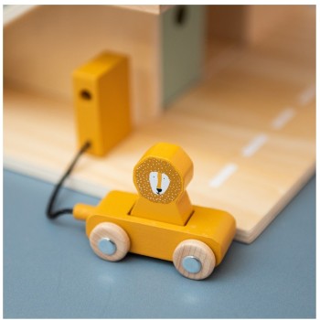 Trixie Ξύλινο Πάρκινγκ Mε Aξεσουάρ Wooden Car Park