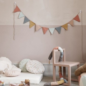 Maileg Γιρλάντα Μικρές Χρωματιστές Σημαίες Maileg Γιρλάντα Μικρές Χρωματιστές Σημαίες