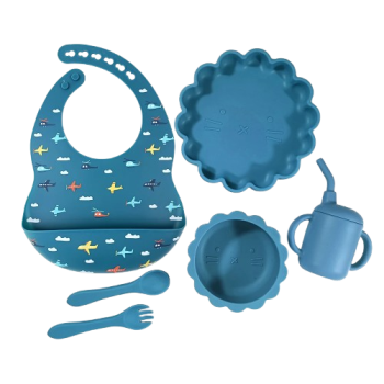 Giggles and Co. Βρεφικό Σετ Φαγητού Σιλικόνης 6τμχ BPA Free με Σαλιάρα, Μαχαιροπίρουνα & Ποτήρι με Καλαμάκι (Blue) Σετ Φαγητού για Βρέφη