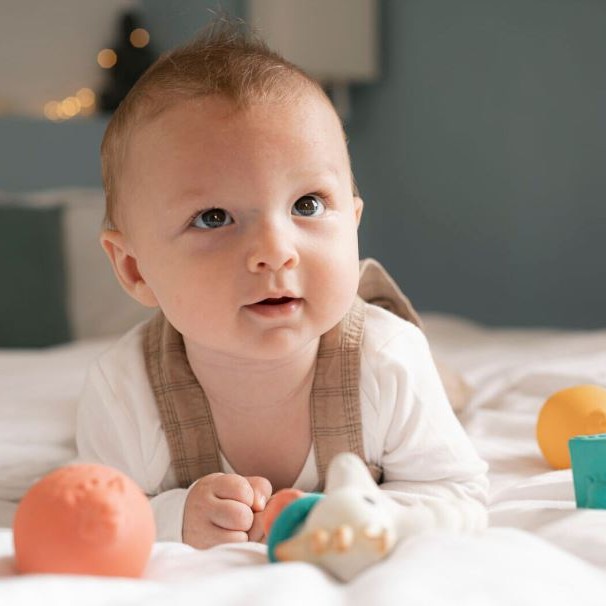 βρεφικό σετ δώρου με παιχνίδια