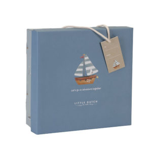 0017011_little-dutch-giftbox-sailors-bay-sailors-bay-1